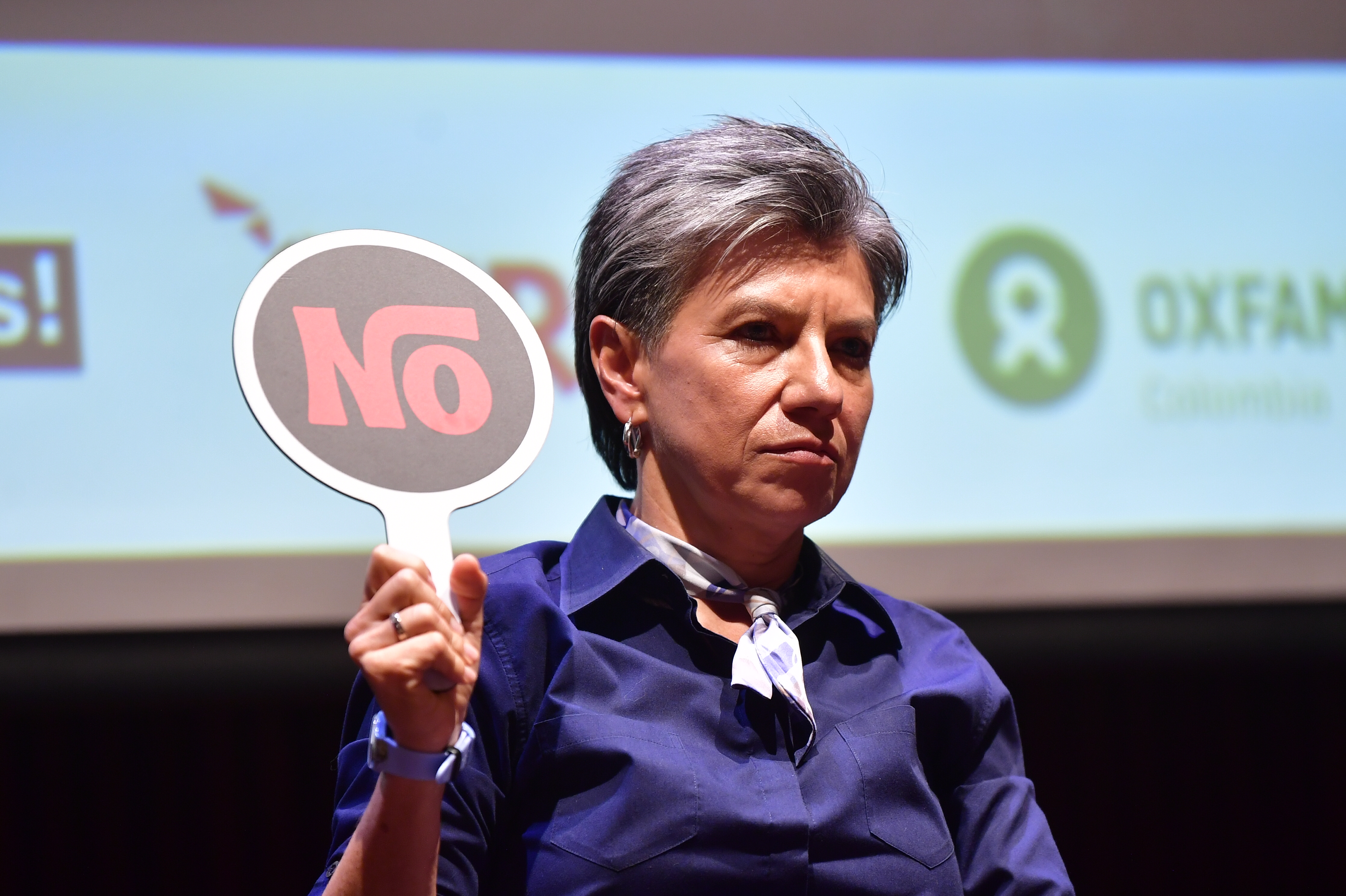 ¿Termina o comienza el tiempo de los contorsionistas?