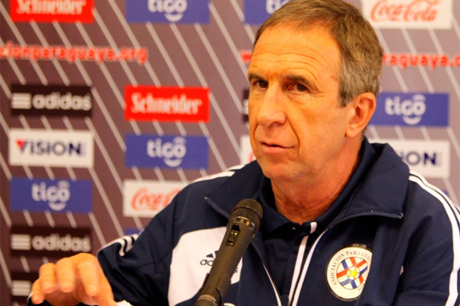 Barrios, Dos Santos y Mencia, bajas de Paraguay para enfrentar a Colombia
