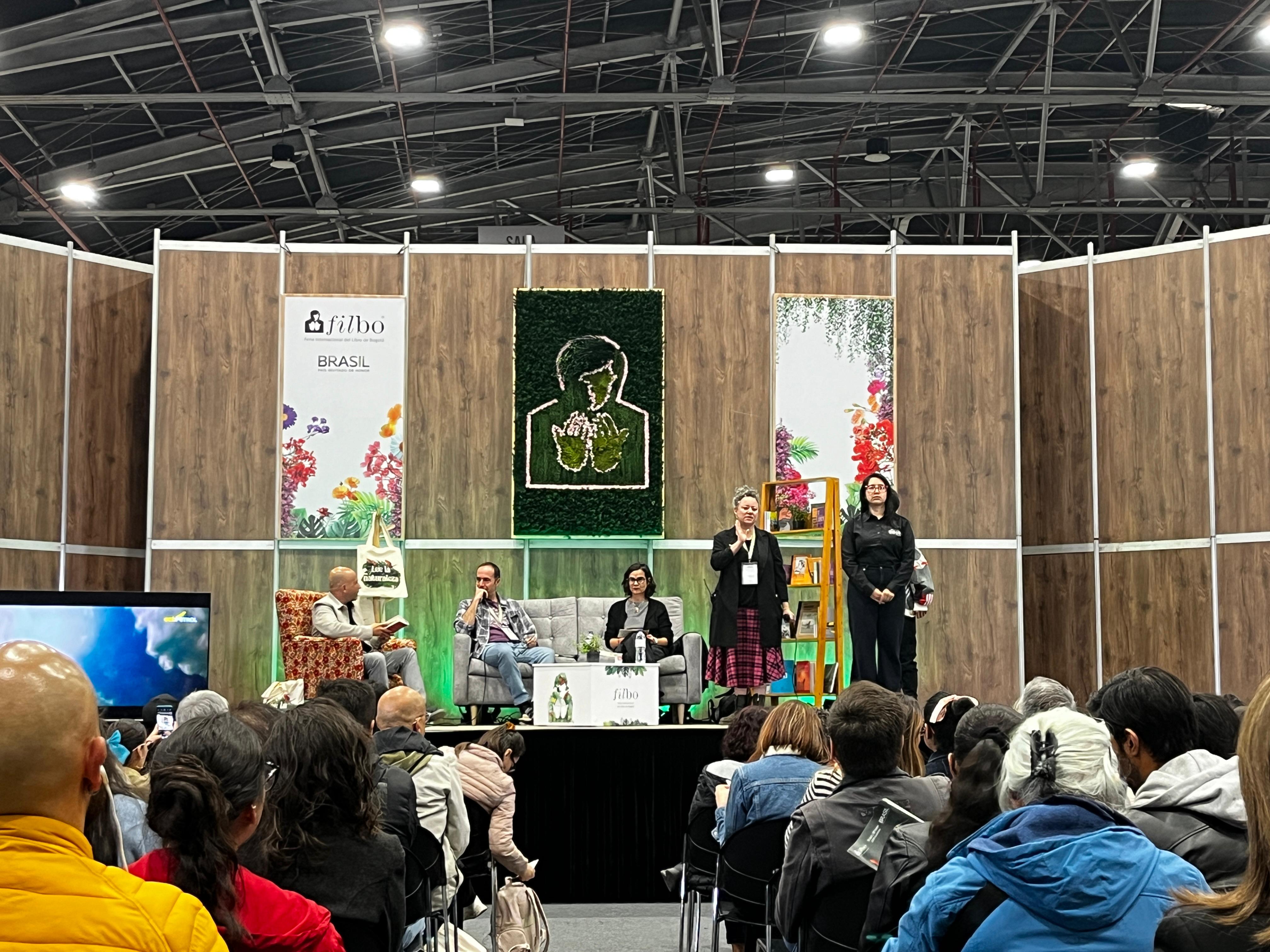 Jorge Carrión, Paco Calvo y Carolina Sanín en la Filbo.