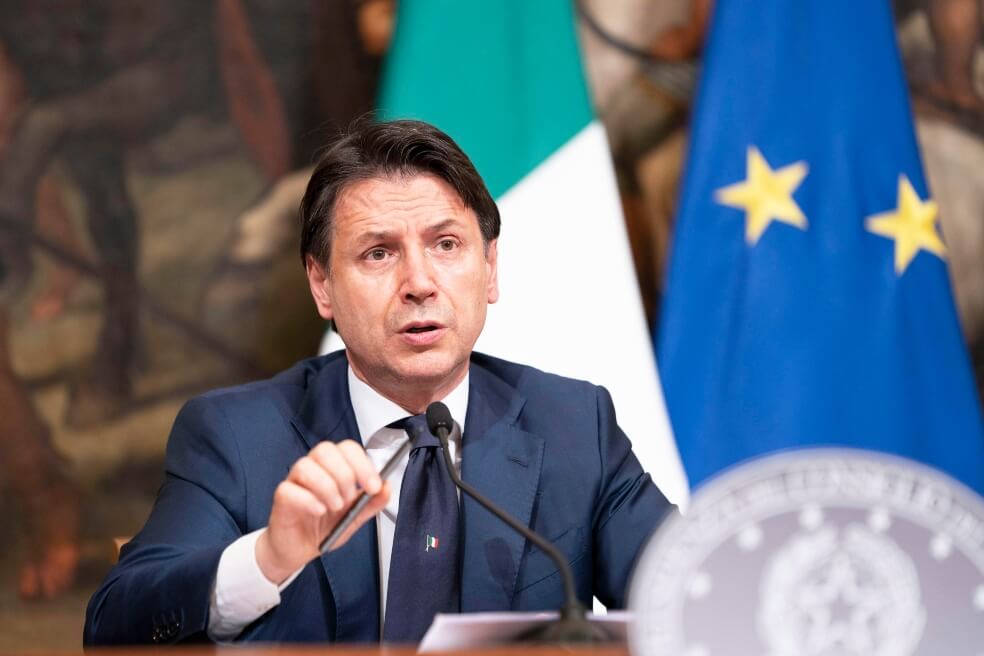 Italia: por crisis de coronavirus, regularizará a miles de migrantes
