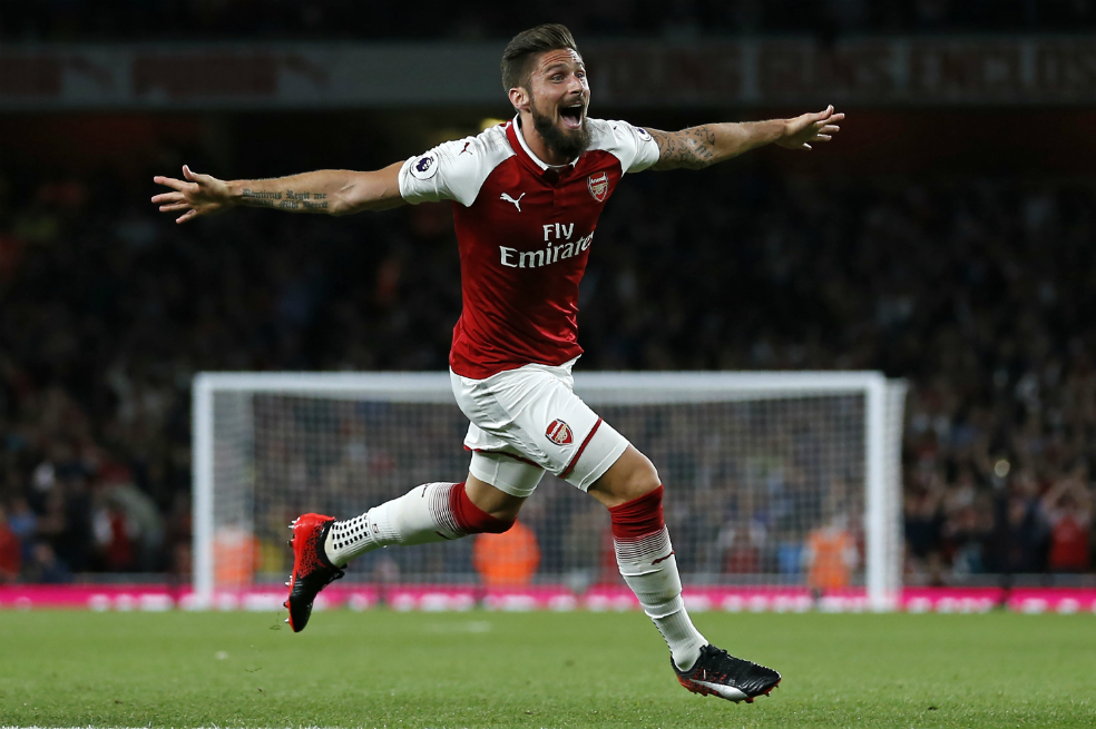 Inició la Premier League: Arsenal remontó y ganó en el último minuto al Leicester