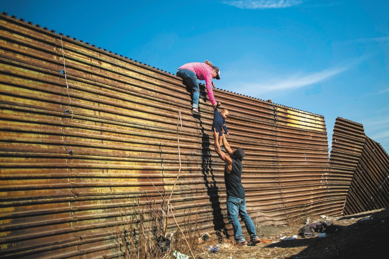 EE. UU.: más de un millón de migrantes detenidos en la frontera en nueve meses