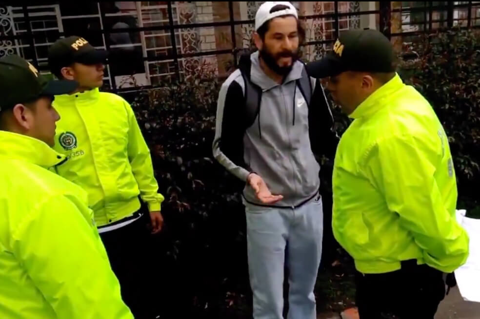«Nos sentimos intimidados y llenos de miedo»: director de Cartel Urbano tras allanamiento
