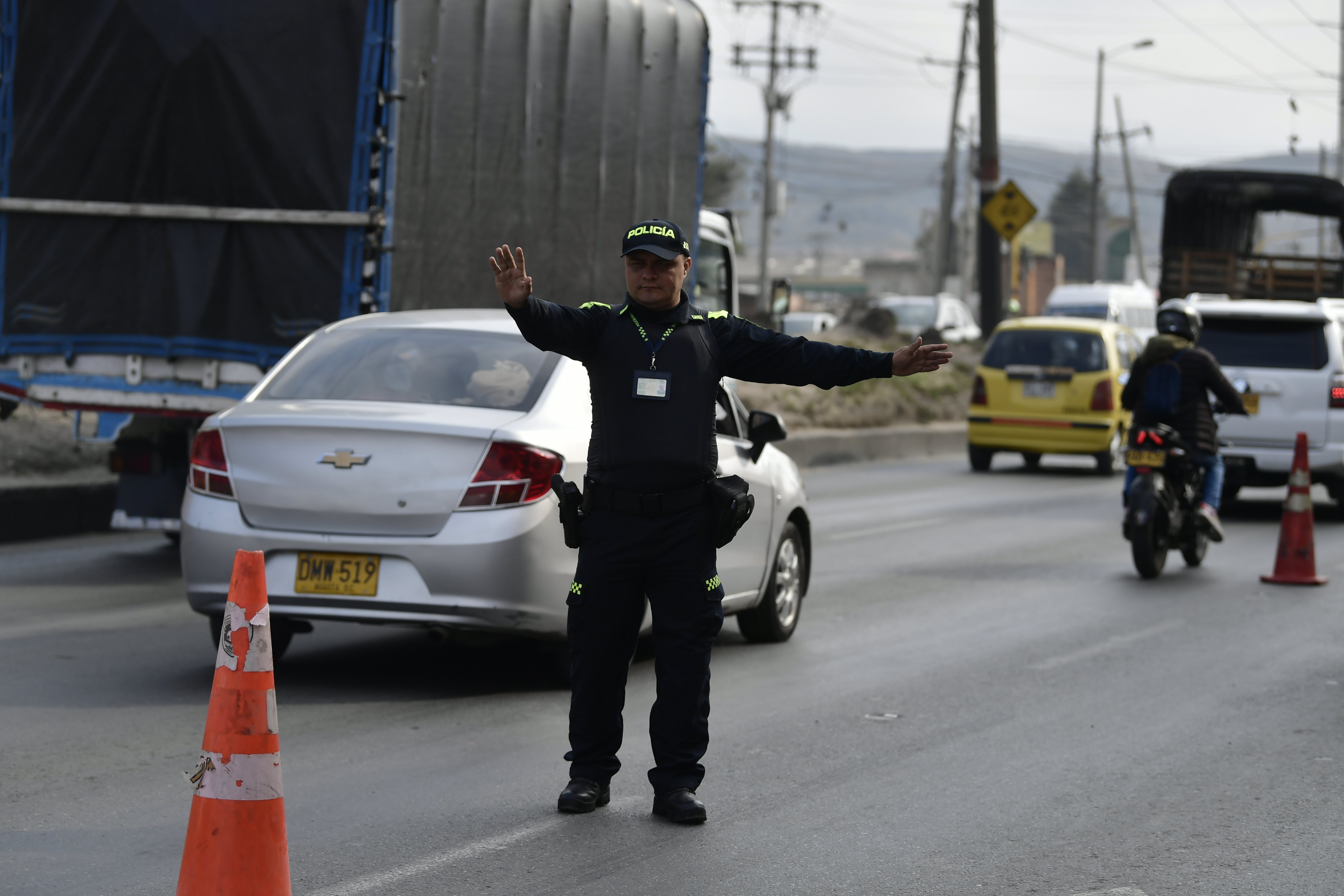Retenes de tránsito durante la plan éxodo, en la autopista sur, peaje mondoñedo.