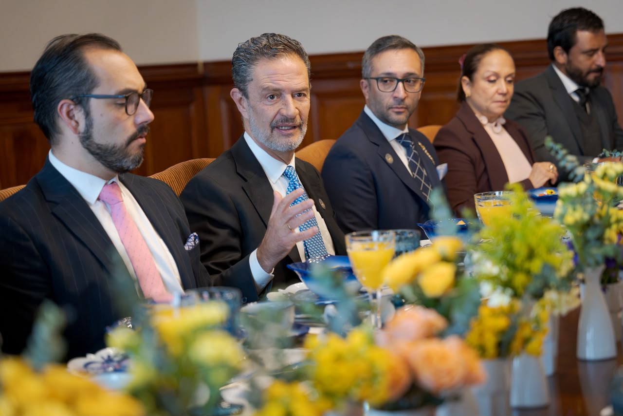 Comisión Segunda y canciller Bula se reunieron para conversar sobre proyección internacional