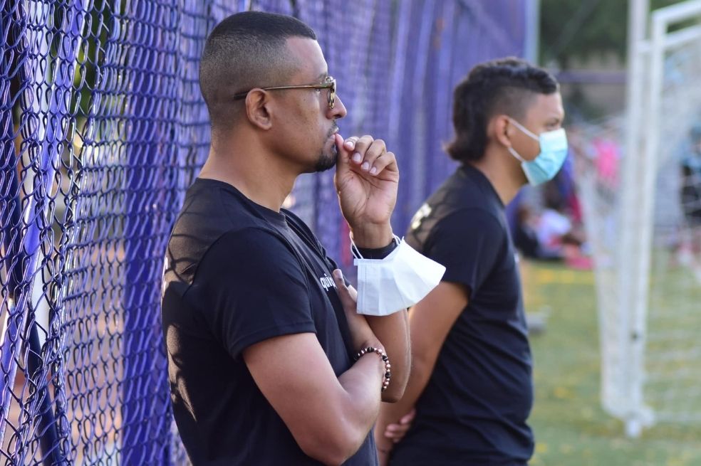 Farid Díaz durante su primer entrenamiento con Equipo Azul FC.