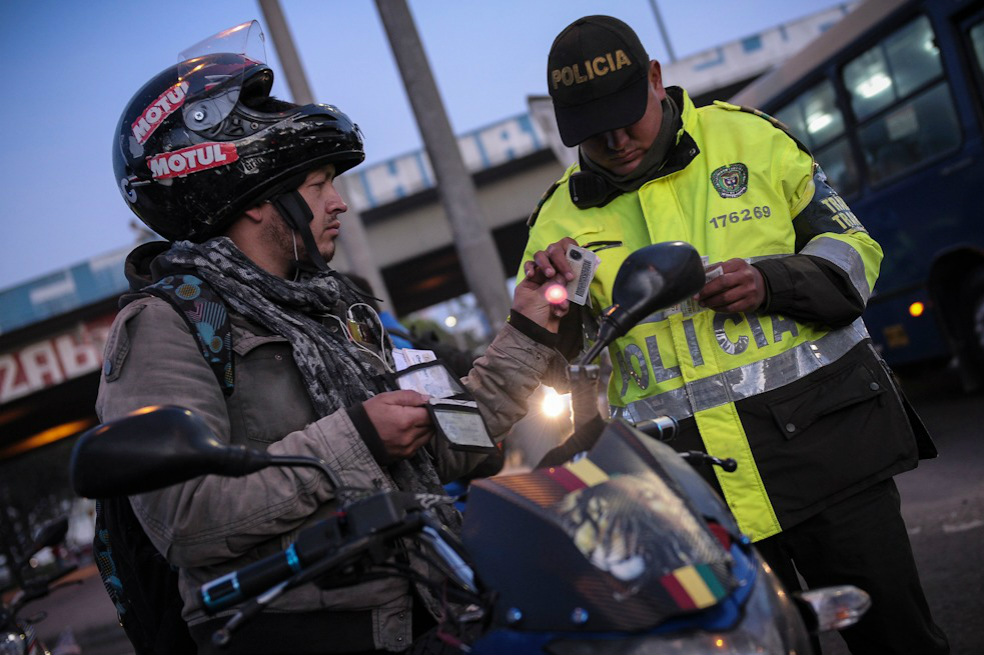 ¿Aumenta la inseguridad y aprieta el autoritarismo?