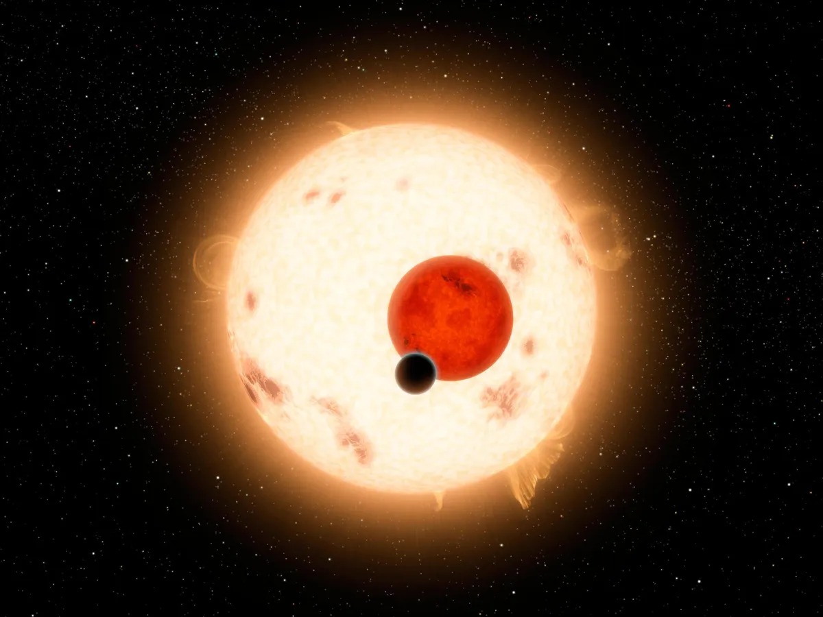Revelan imágenes de un exoplaneta con características “excepcionales”