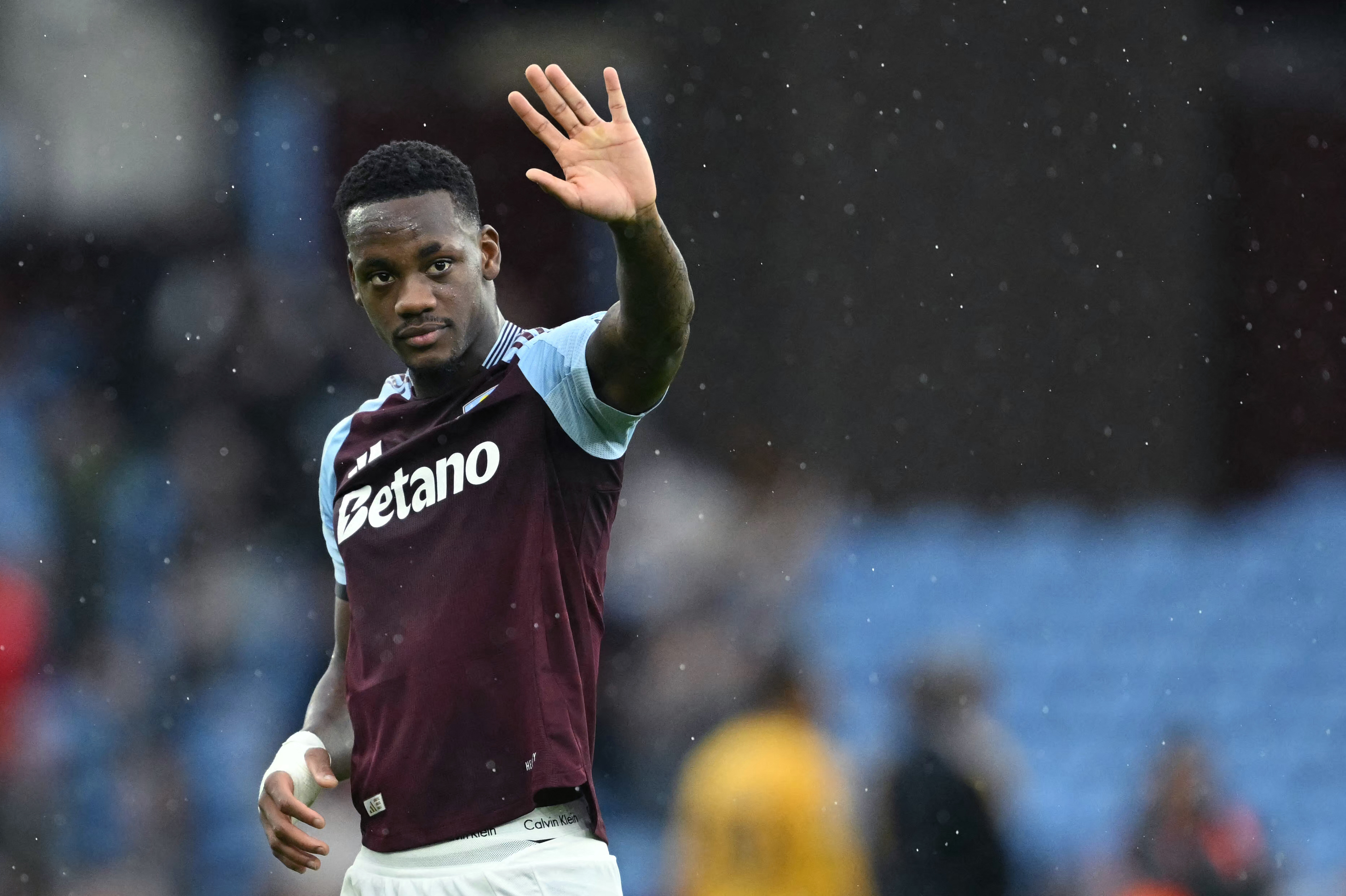 Aston Villa tendría listo el remplazo de Jhon Durán tras su salida al Al Nassr