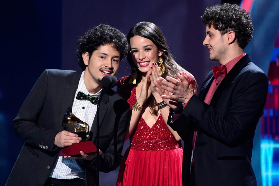 Bomba Estéreo y Monsieur Periné nominados a los Grammy anglo 2016