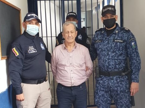 Expulsan al exjefe paramilitar Hernán Giraldo de Justicia y Paz