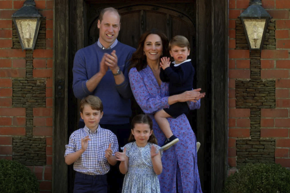 Hijo de los príncipes William y Kate causa preocupación por su conducta inadecuada