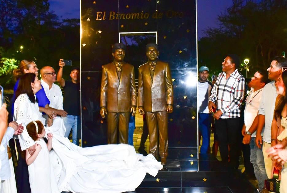 Tras polémica, ordenaron retirar esculturas de Rafael Orozco e Ismael Romero en Valledupar