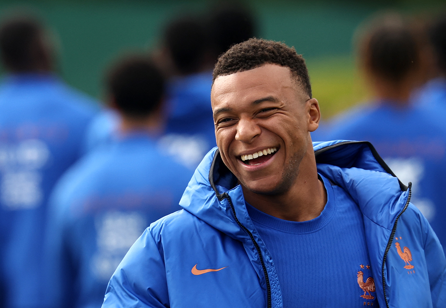 Kylian Mbappé: cuántos años tiene, pareja, estudios, fortuna y más del jugador de Francia