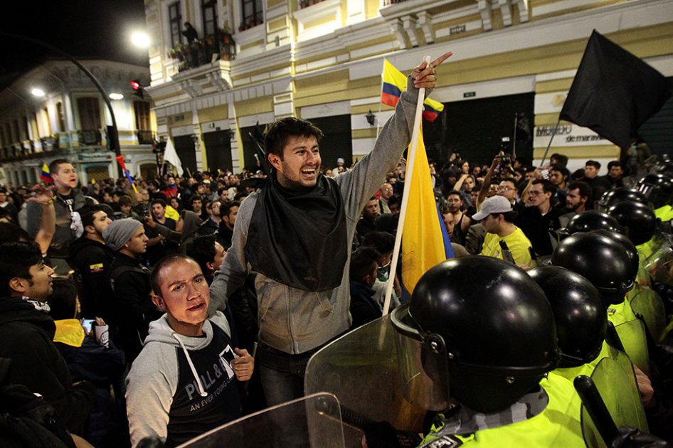 «Fuera Correa, fuera»: Ecuador acogió nuevas marchas contra su presidente