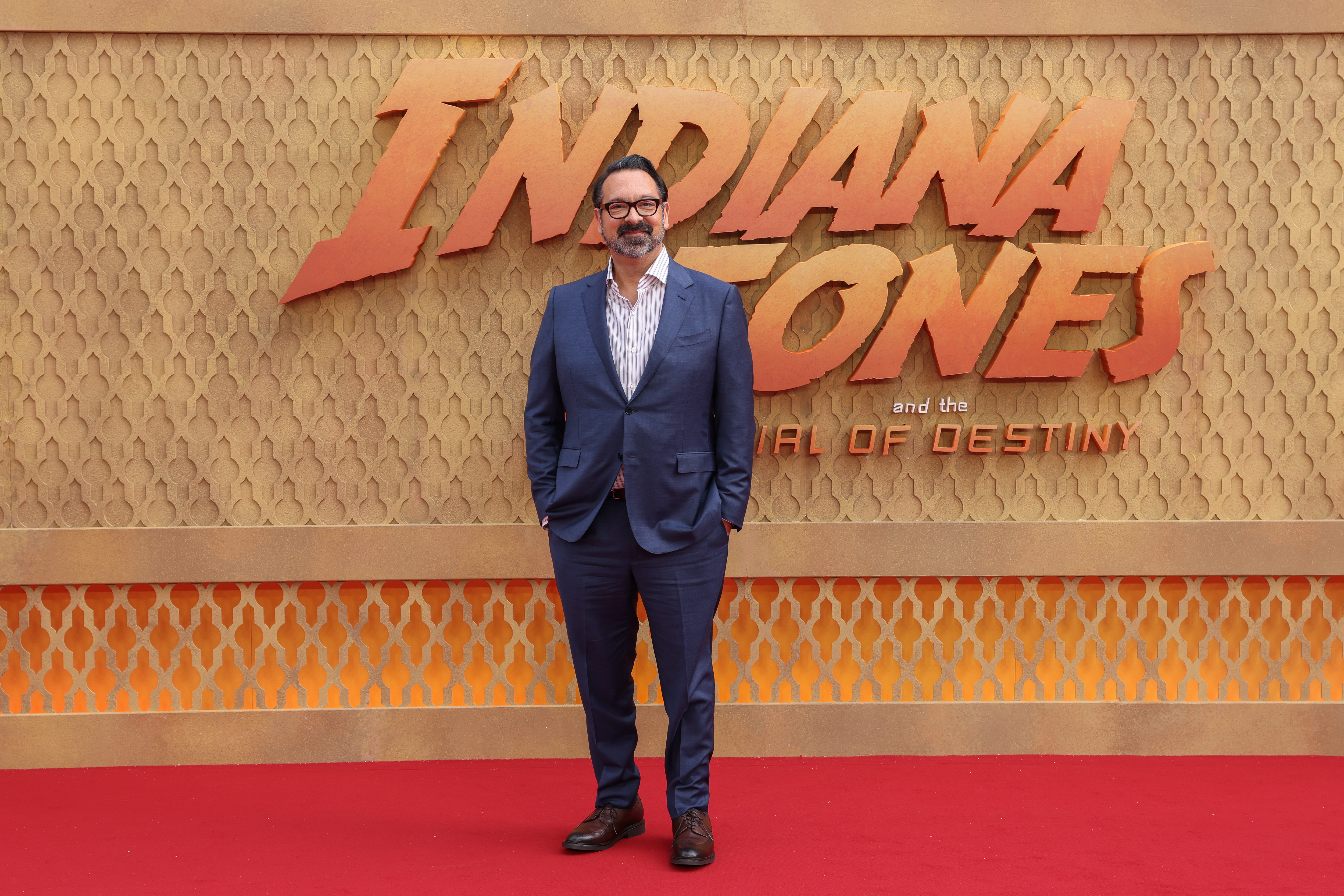 El director James Mangold durante la premier en el Reino Unido de 'Indiana Jones y el Dial del Destino'.