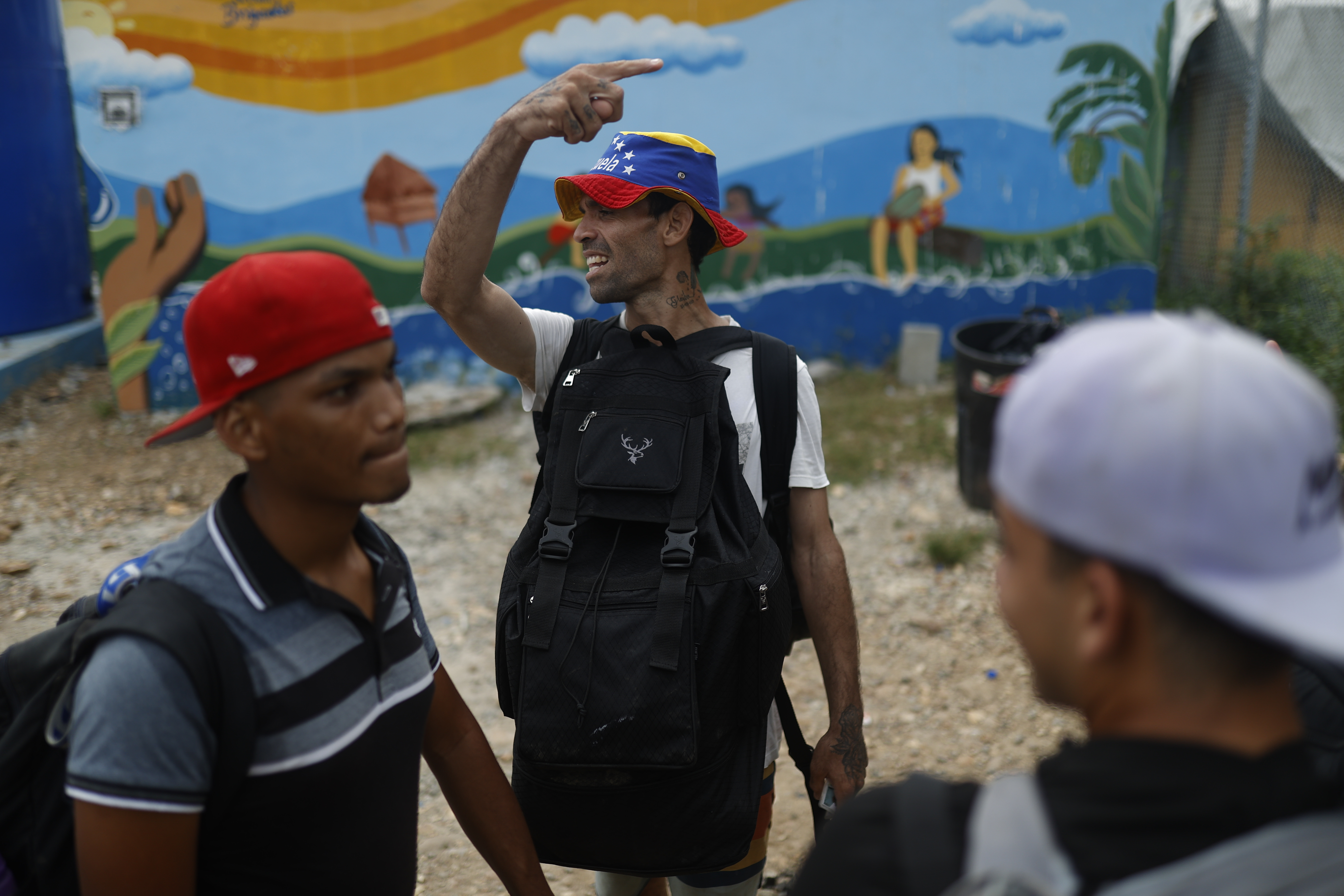 Los muchos problemas de la “visa especial” para migrantes en Colombia