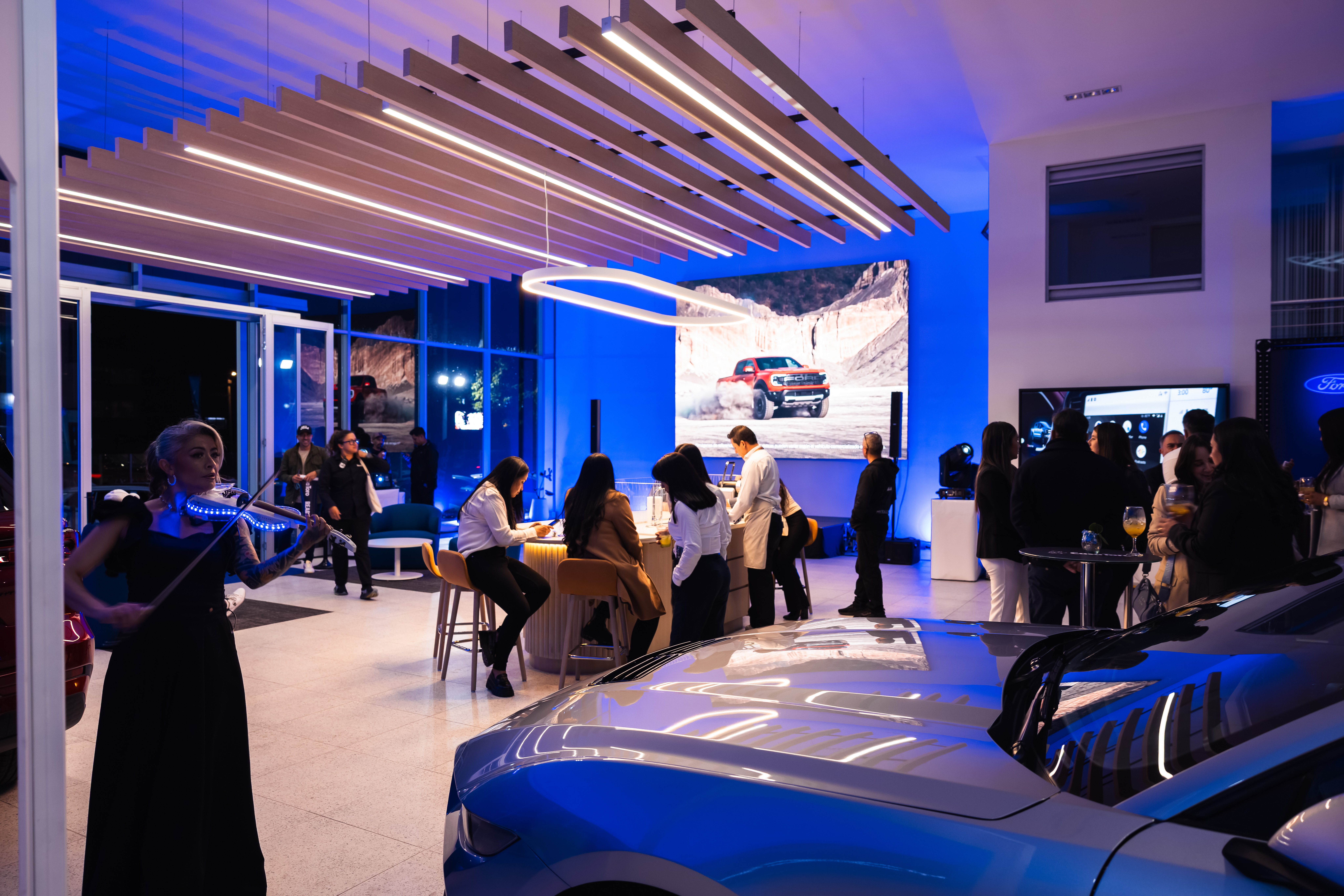 CasaToro inaugura la primera vitrina Ford Signature 2.0 en Colombia