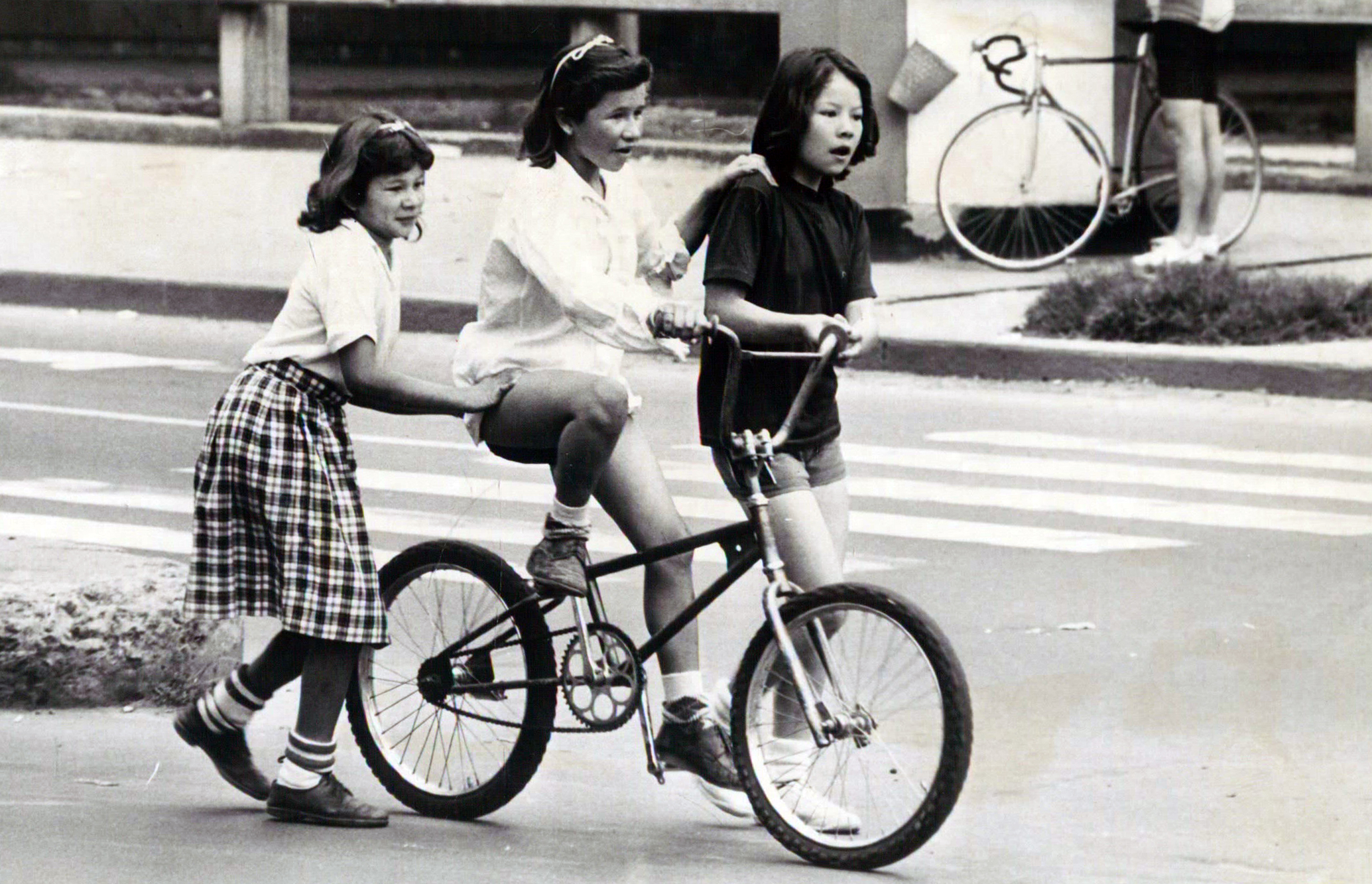 Ciclovía bogotana en imágenes: 50 años viendo pedalear a tres generaciones