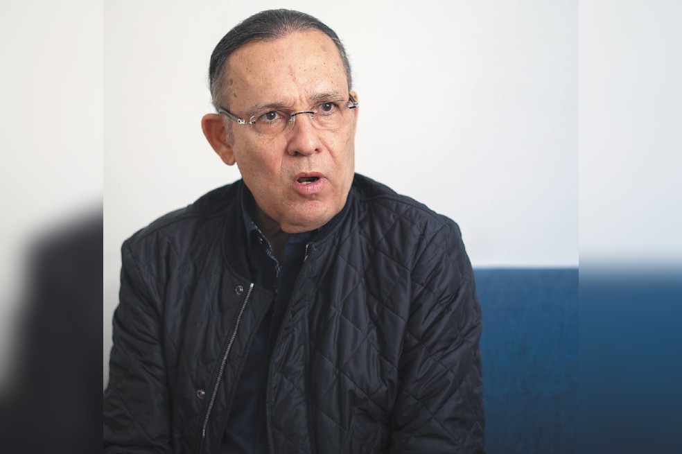 “Siento que la democracia está amenazada”: Efraín Cepeda