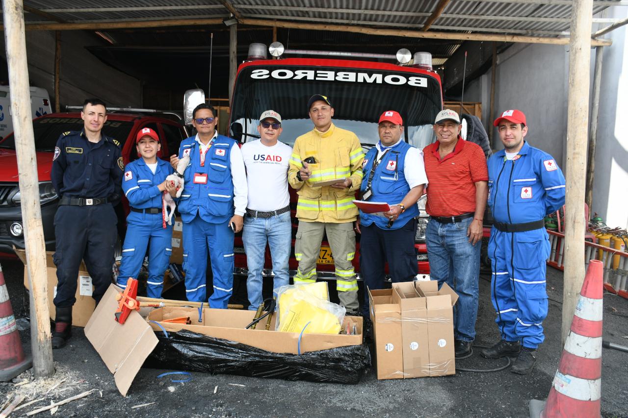 120 municipios se han fortalecido para la atención de incendios