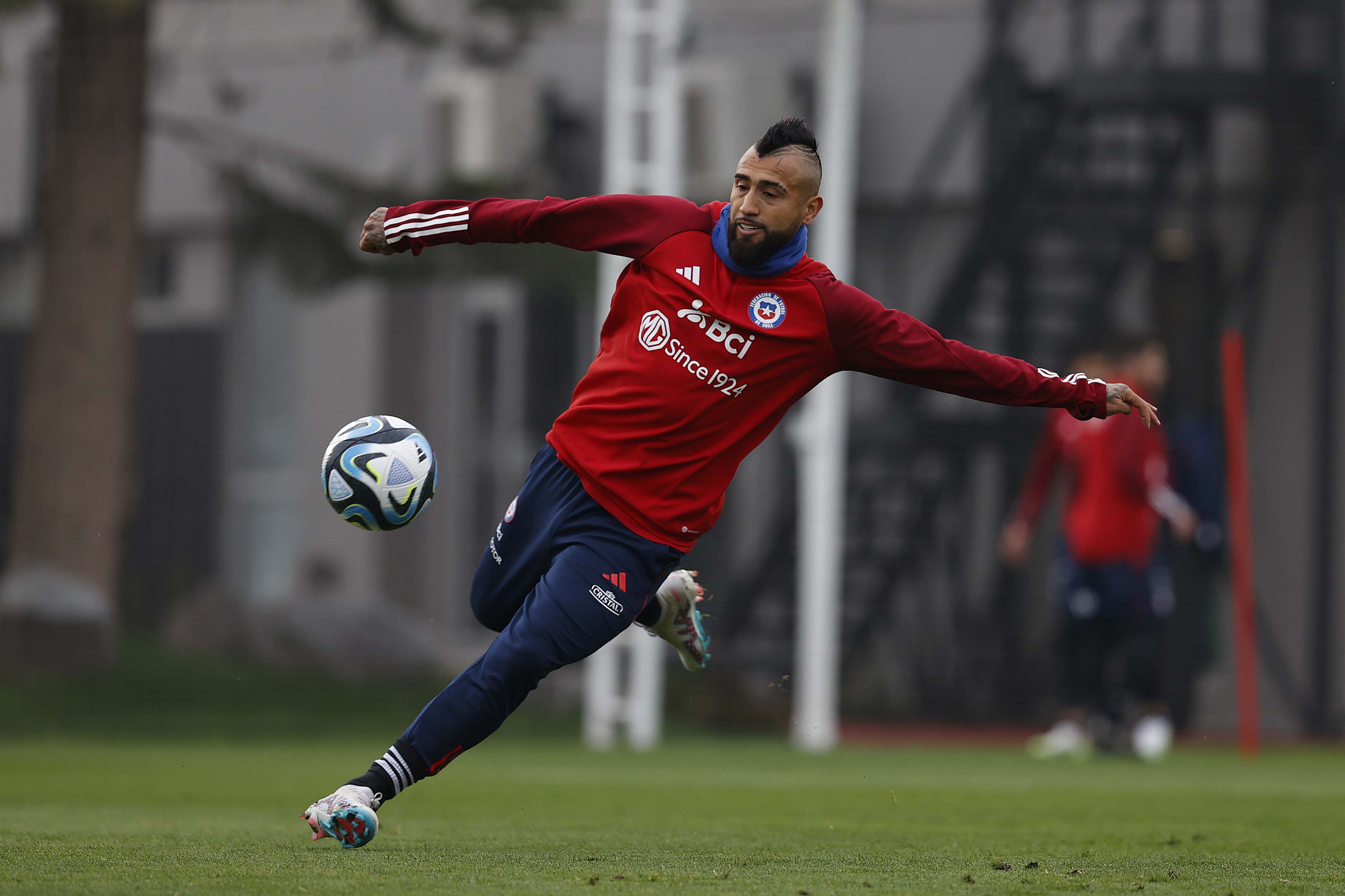 “No se dio, pero los estaremos apoyando”: Arturo Vidal sobre su llegada a América