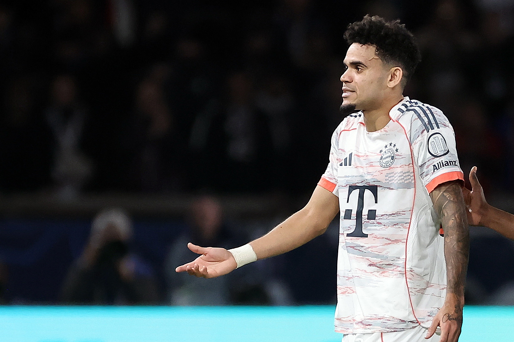 ¡Atención! ⁠La UEFA ha reducido la sanción de Luis Díaz en la Champions League