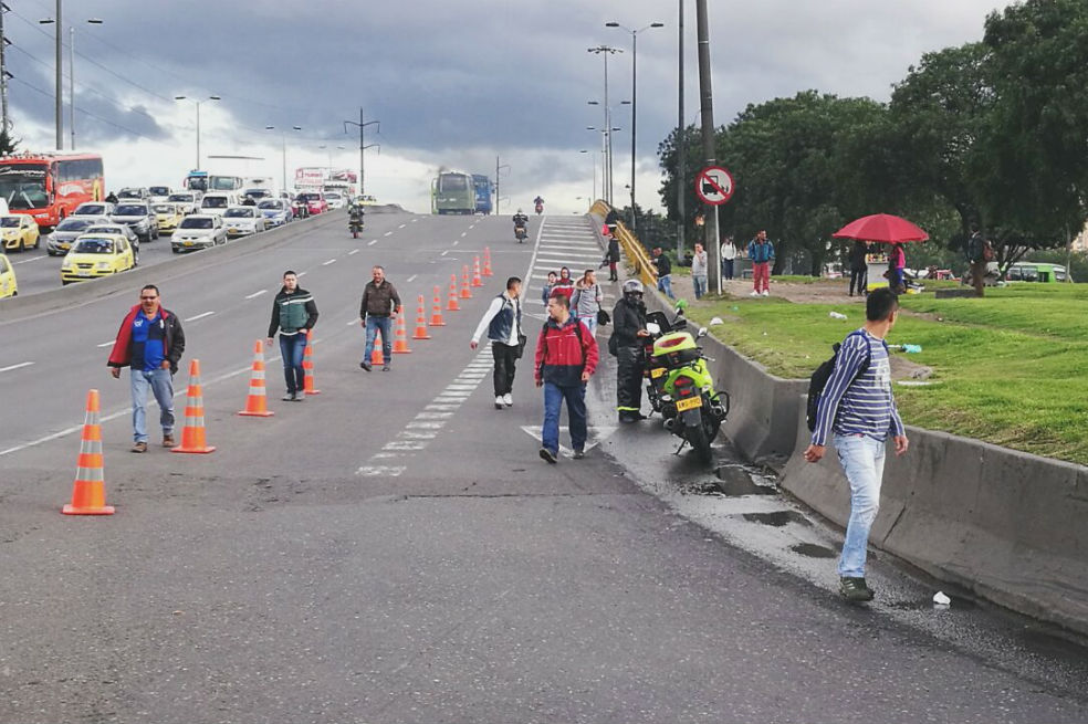 Peatones imprudentes en el noroccidente de Bogotá, en la mira de las autoridades