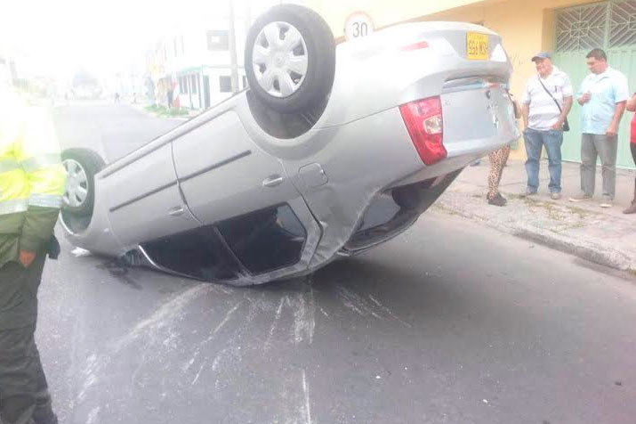 Tres heridos dejó accidente de tránsito en el centro de Bogotá