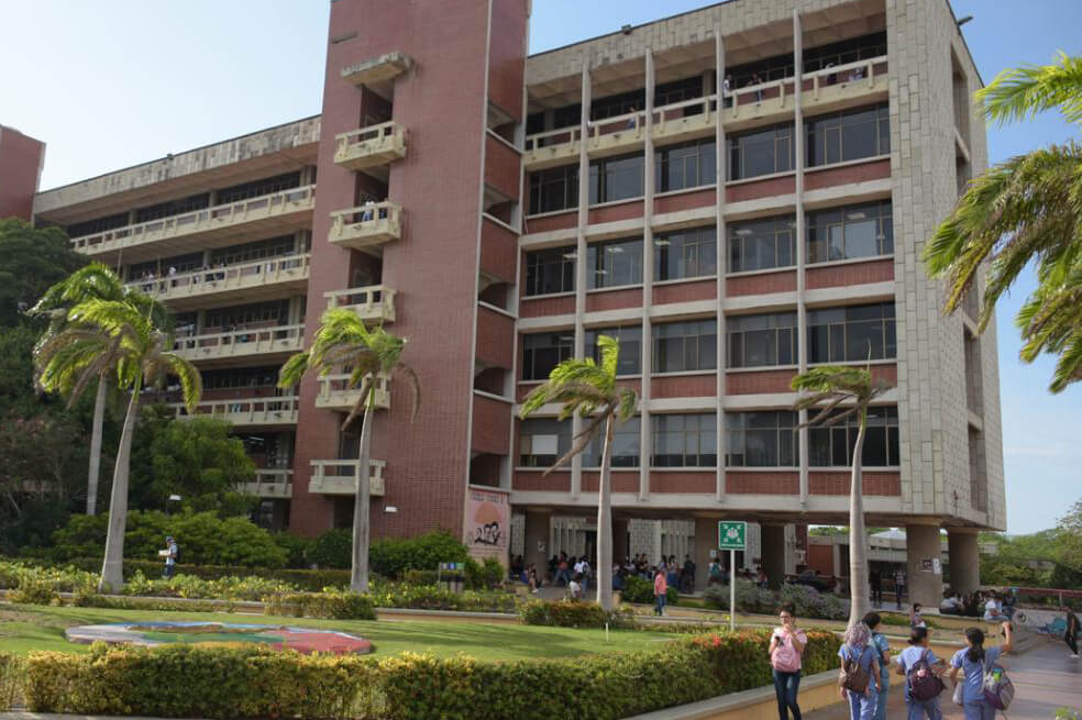 Por medio de firmas, estudiantes de Uniatlántico intentan destituir al rector