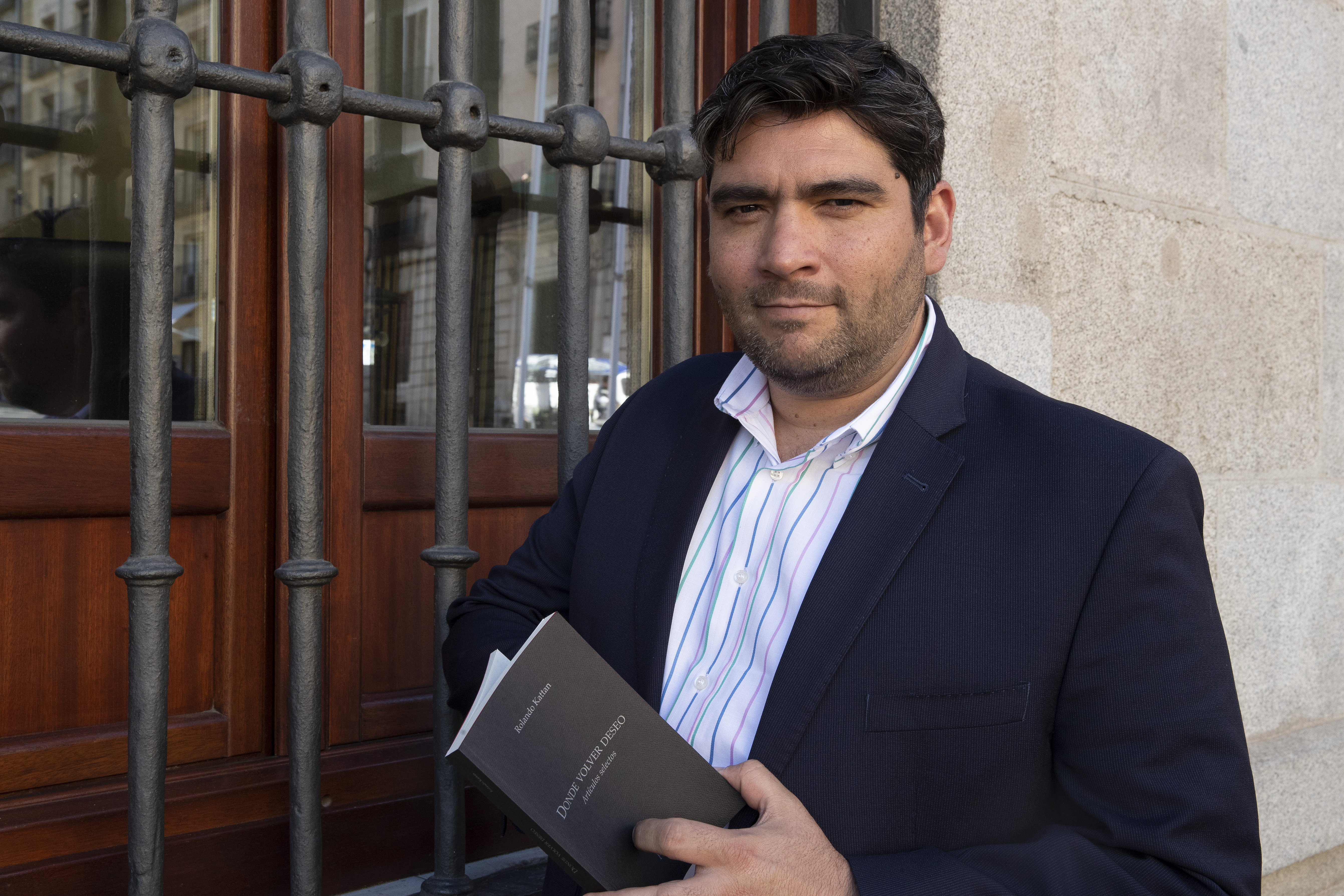 Rolando Kattan: “Es mentira que la inteligencia artificial haga poesía”