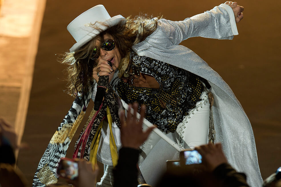 Steven Tyler recuerda lo furioso que estuvo cuando lo enviaron a rehabilitación