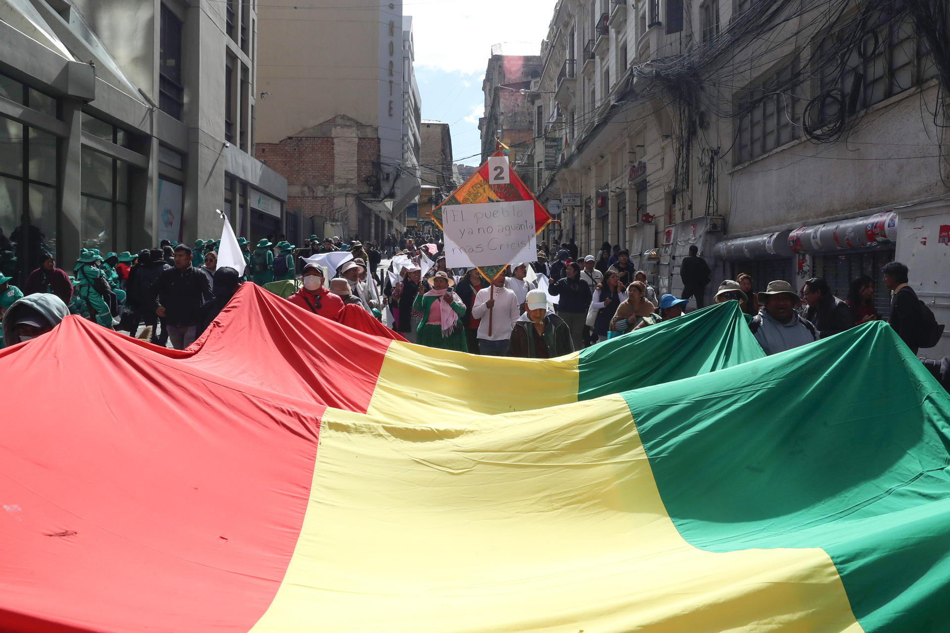 Bolivia tiene vía libre para declarar estado de excepción y usar militares ante protestas
