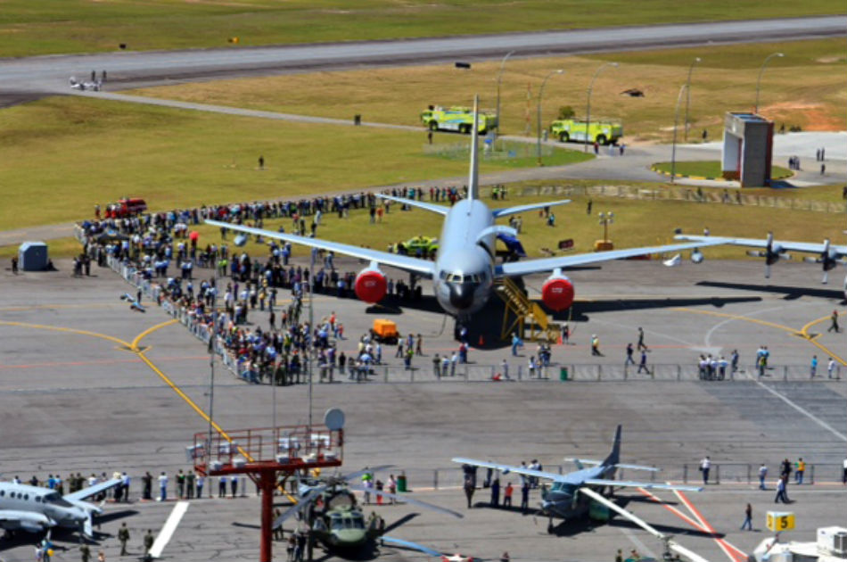 Colombia busca posicionarse como líder regional en aeronáutica