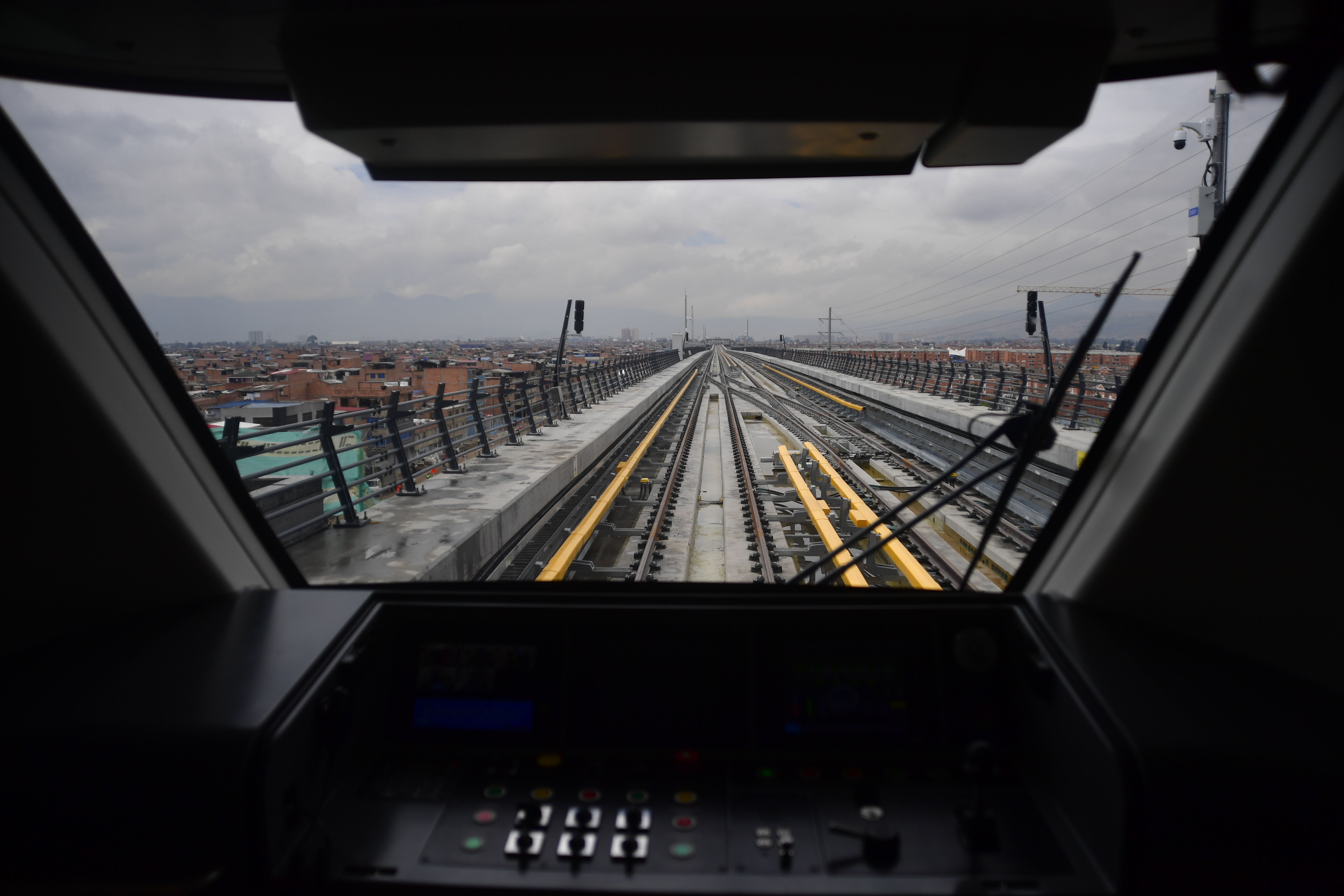 Presidente del Concejo pidió a De la Espriella avanzar en financiación del Metro