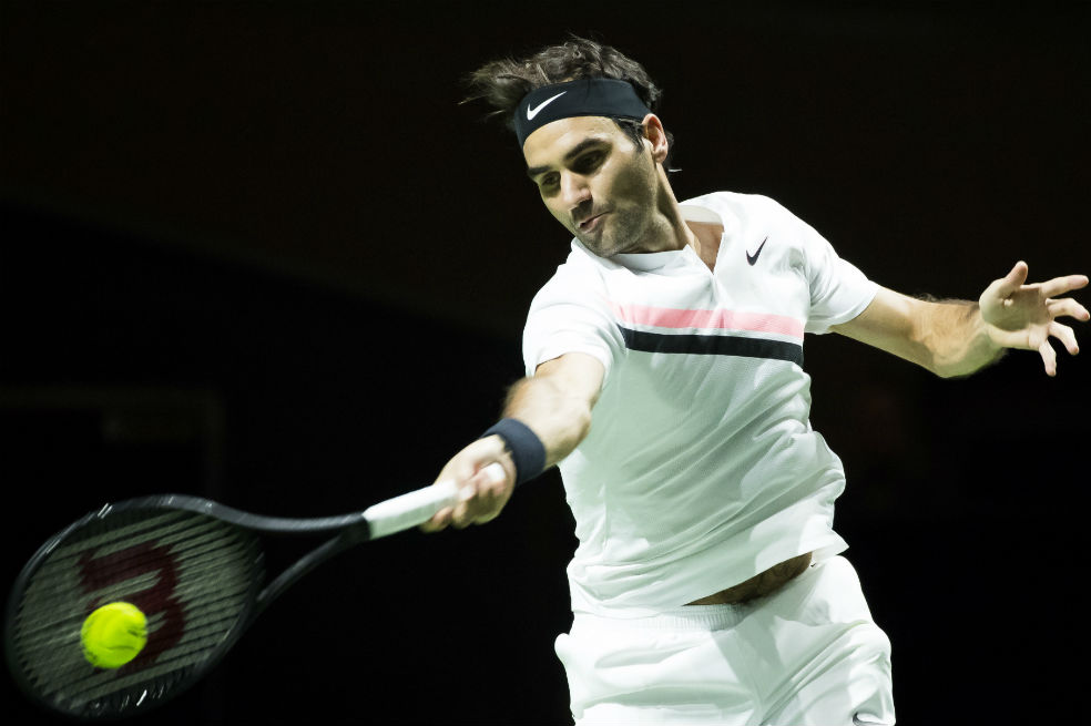 Federer quedó a un triunfo de ser el número 1 del mundo