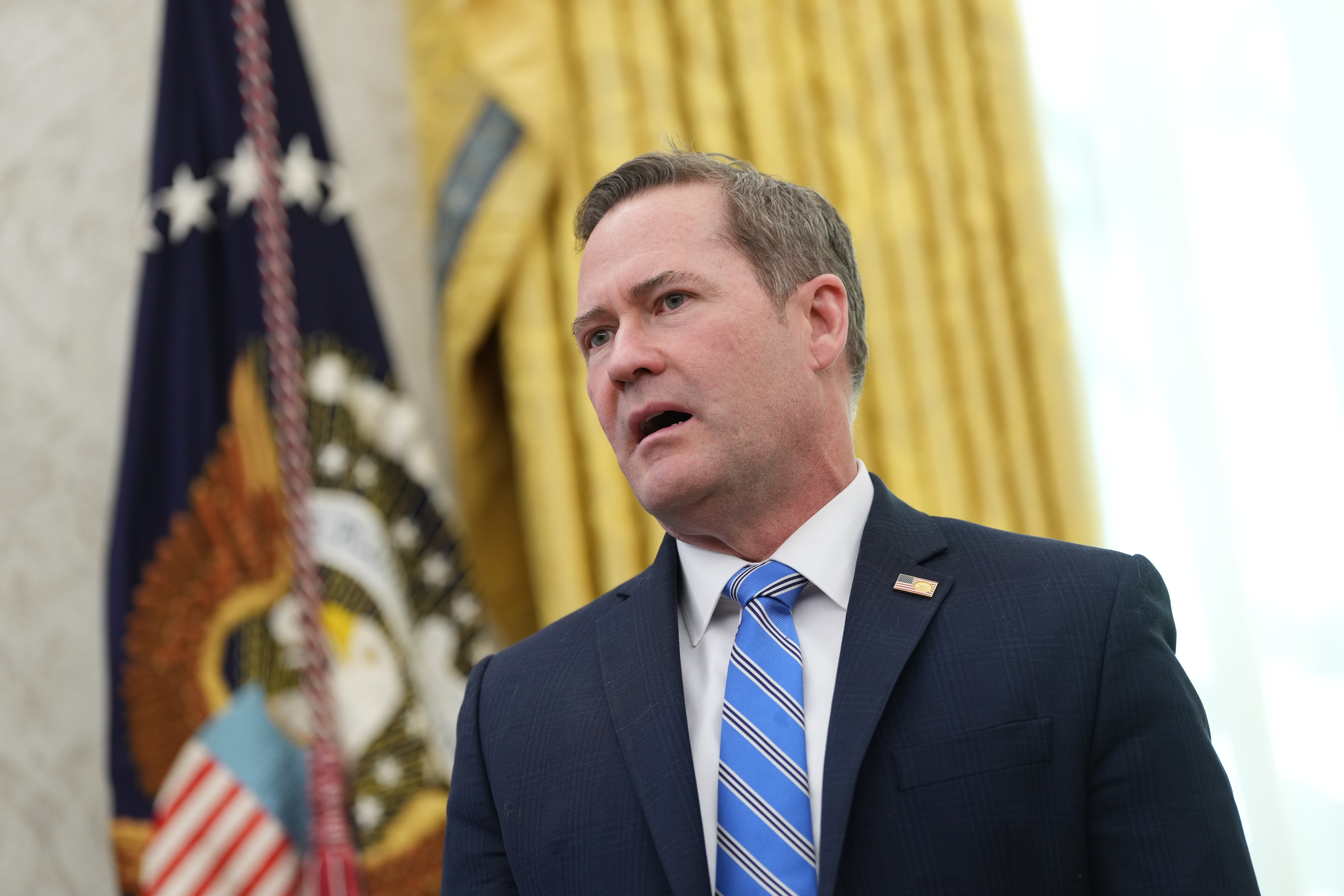 WASHINGTON (United States of America), 07/03/2025.- National Security Advisor Michael Waltz speaks as United States President Donald J Trump makes a statement on jobs in the Oval Office of the White House in Washington, DC, USA, 07 March 2025. February jobs report by Bureau of Labor Statistics reported the US added 151,000 jobs. (Estados Unidos) EFE/EPA/CHRIS KLEPONIS / POOL
