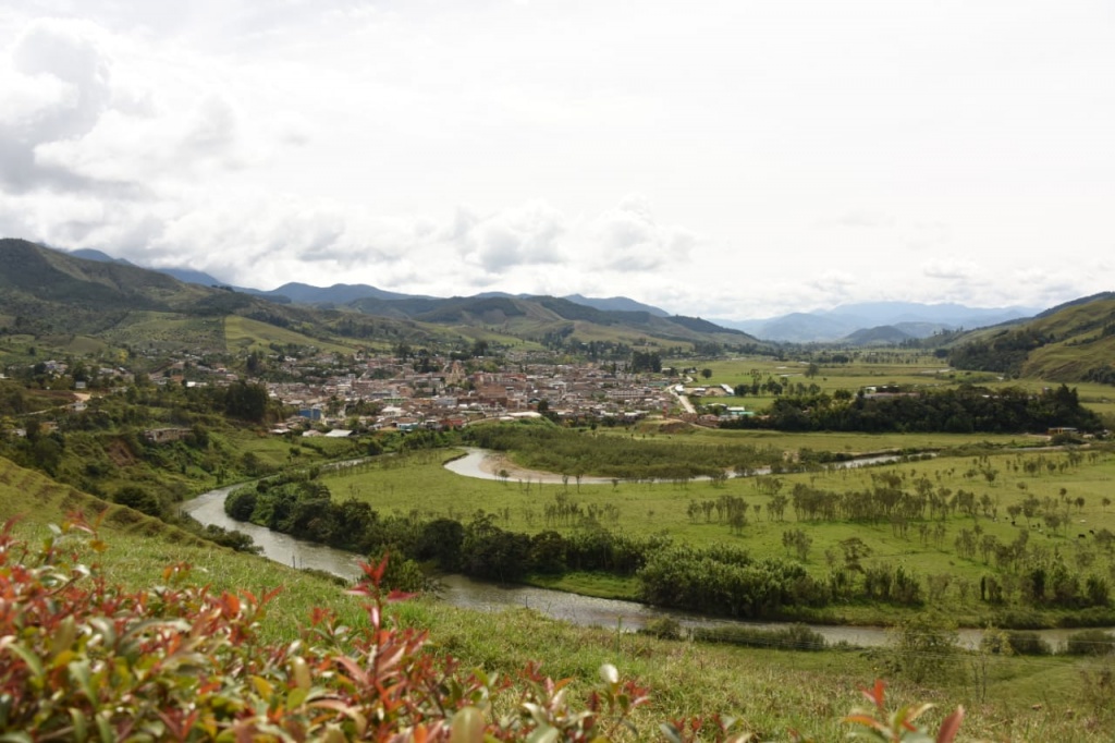 Mujer murió tras ser arrastrada por una creciente súbita en Urrao, Antioquia