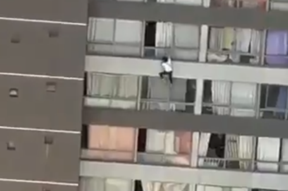 El joven inmigrante que le salvó la vida a una mujer en Chile