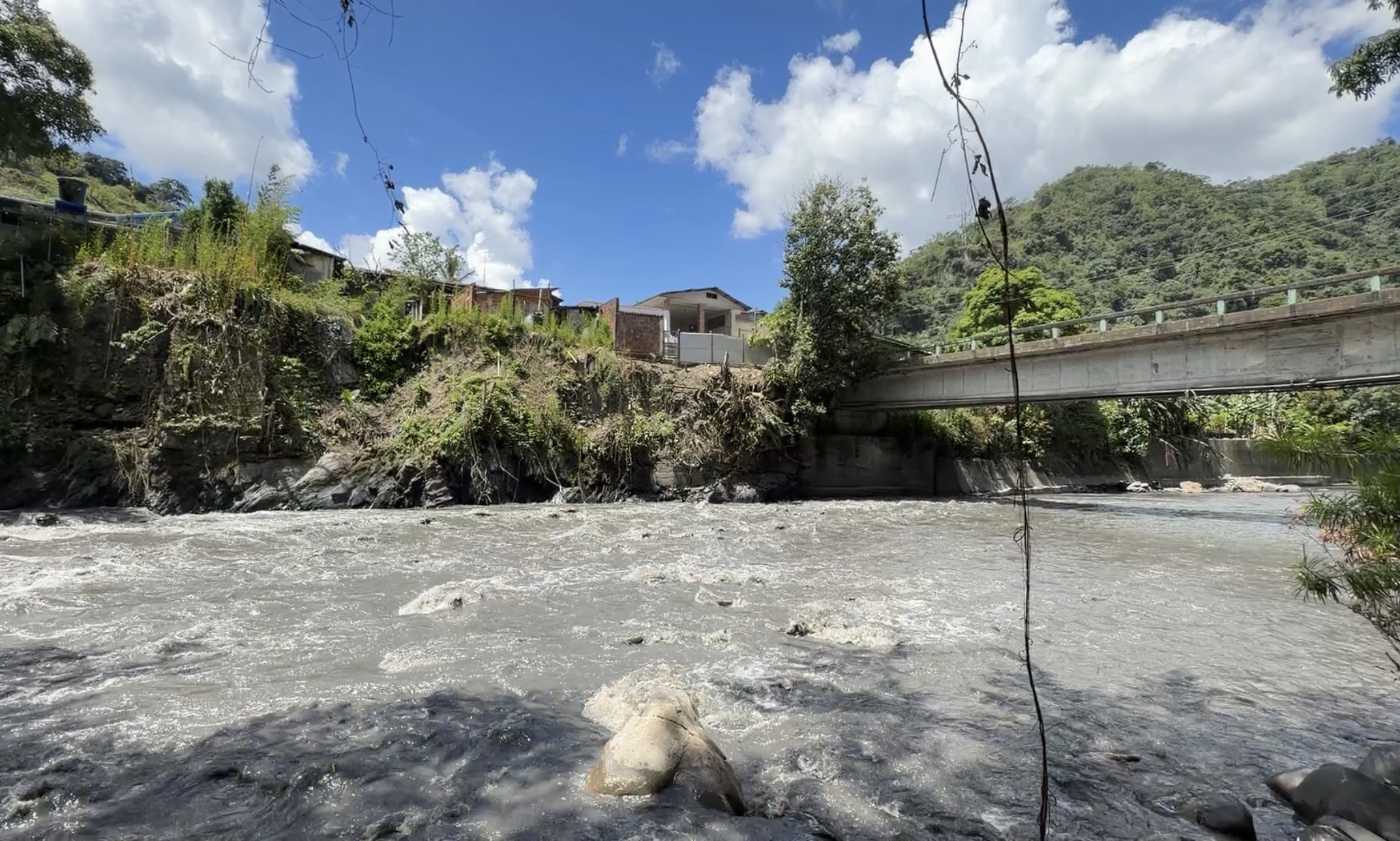 Director de la CAR defiende obras técnicas en ríos para mitigar inundaciones