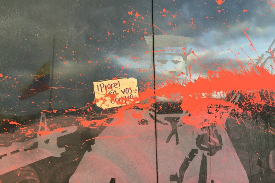 Denuncian vandalismo durante marcha de maestros en Bogotá