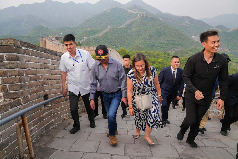 El presidente Petro durante su recorrido por la Muralla China