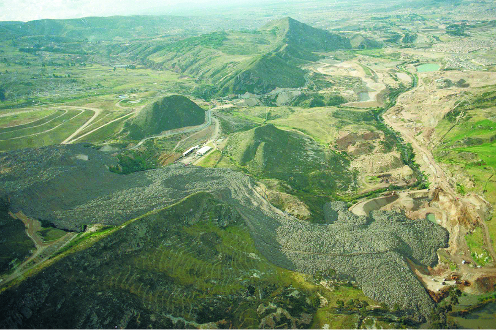 El derrumbe en el relleno Doña Juana hace 20 años
