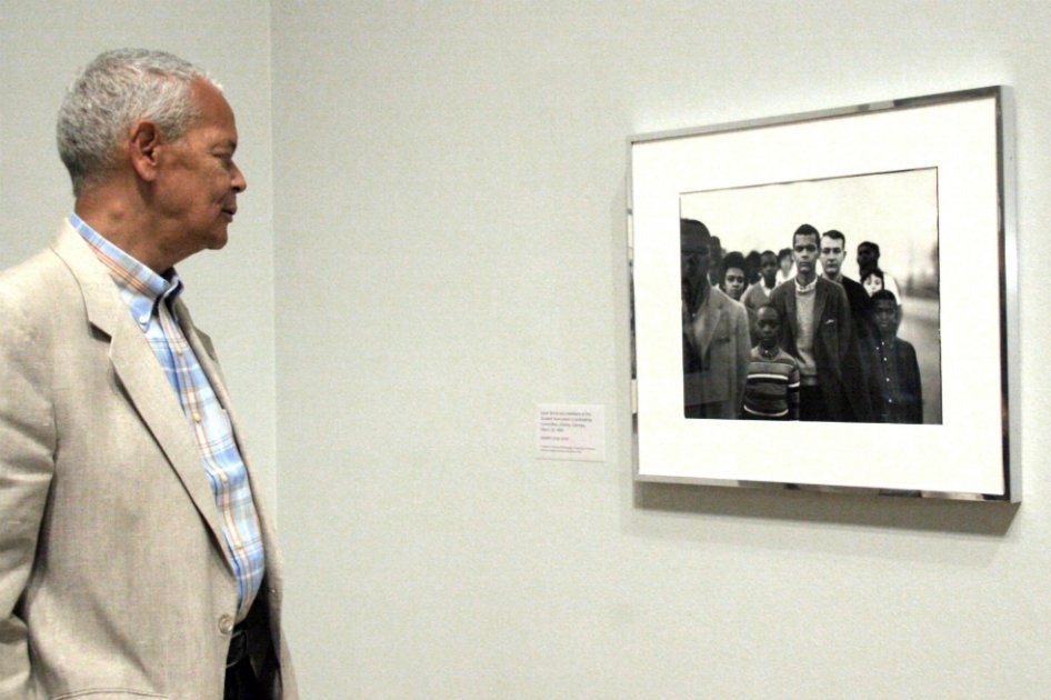 Murió Julian Bond, reconocido activista de los derechos civiles