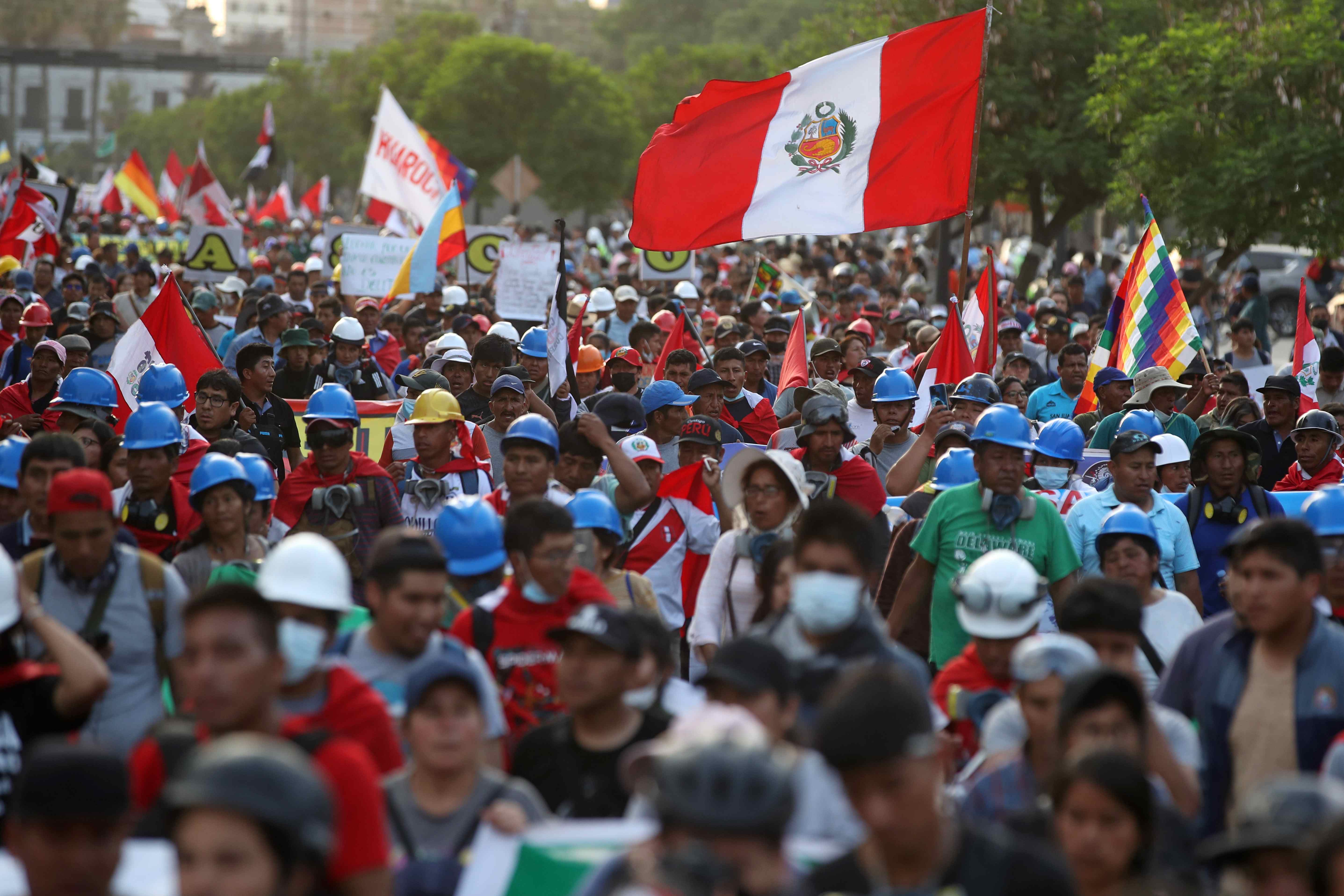 El Congreso de Perú rechazó, por segunda vez, adelantar las elecciones para 2023