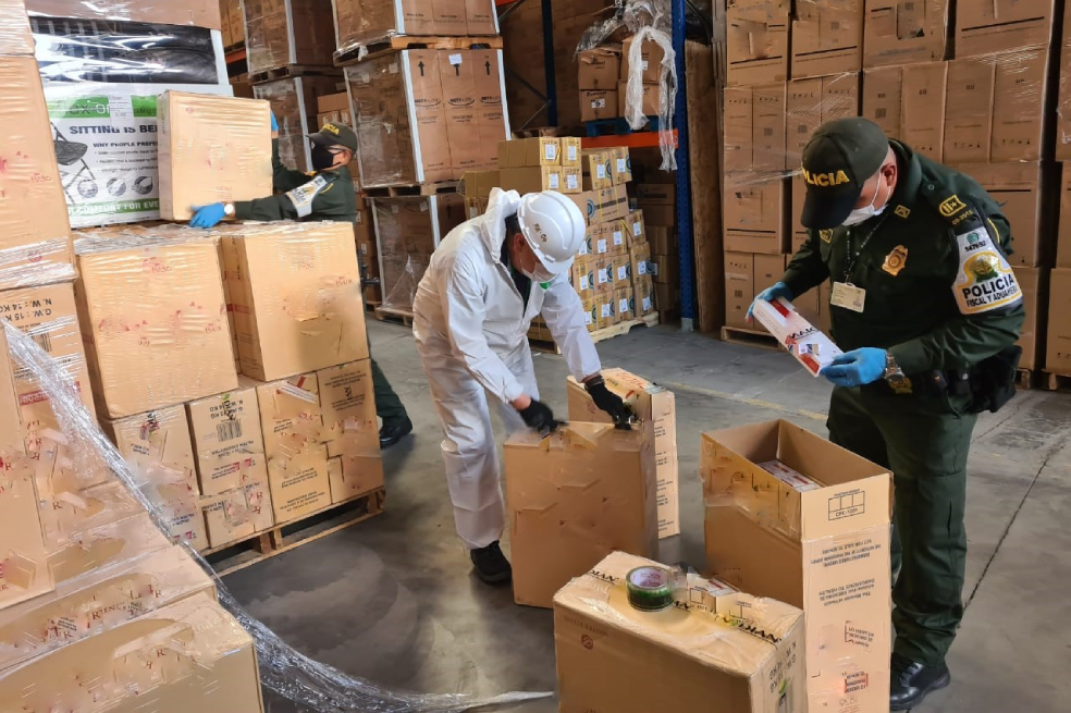 Durante el mes de Julio se han incautado más de 35.000 pares de calzado.