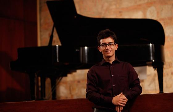 Esteban Labrador, el colombiano que descrestó a Lang Lang