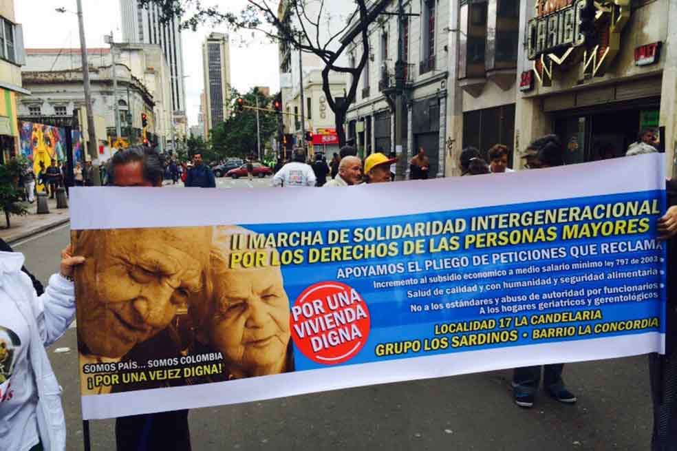 Así fue la macha por los derechos de los adultos mayores en Bogotá