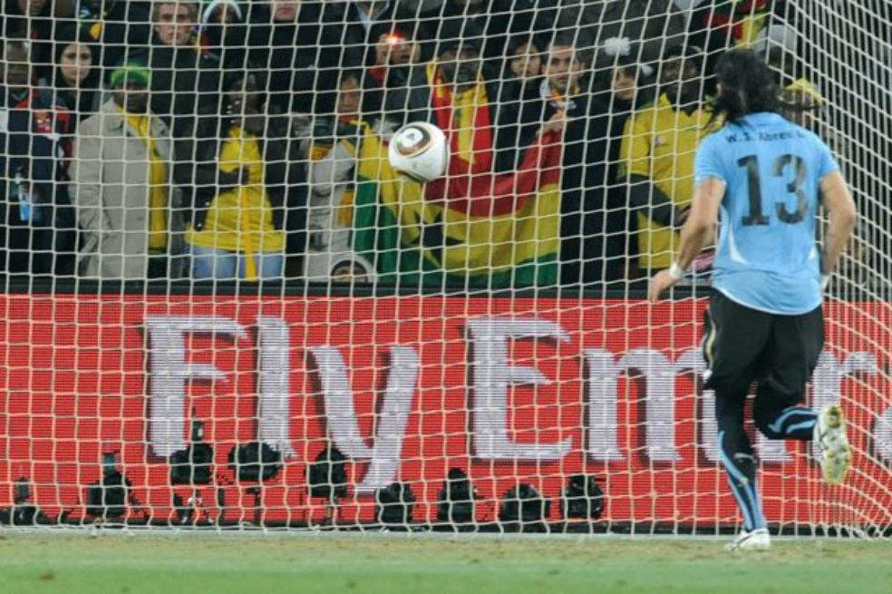 A diez años de la “locura” de Sebastián Abreu en el Mundial de Sudáfrica