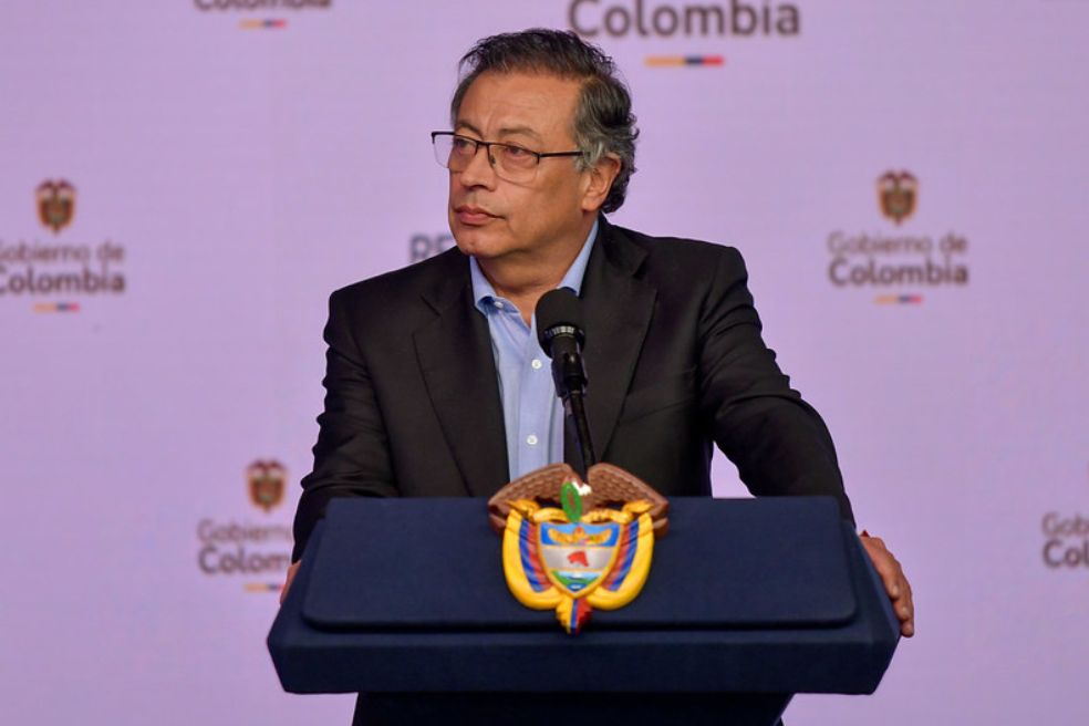 “Extrema derecha se estrella con la realidad”: Petro se sumó a defensa de la laboral